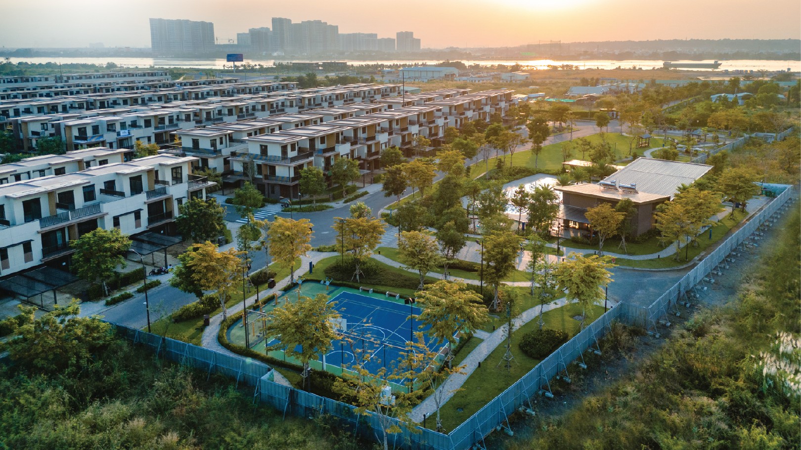 Hình ảnh thực tế dự án Izumi City 12